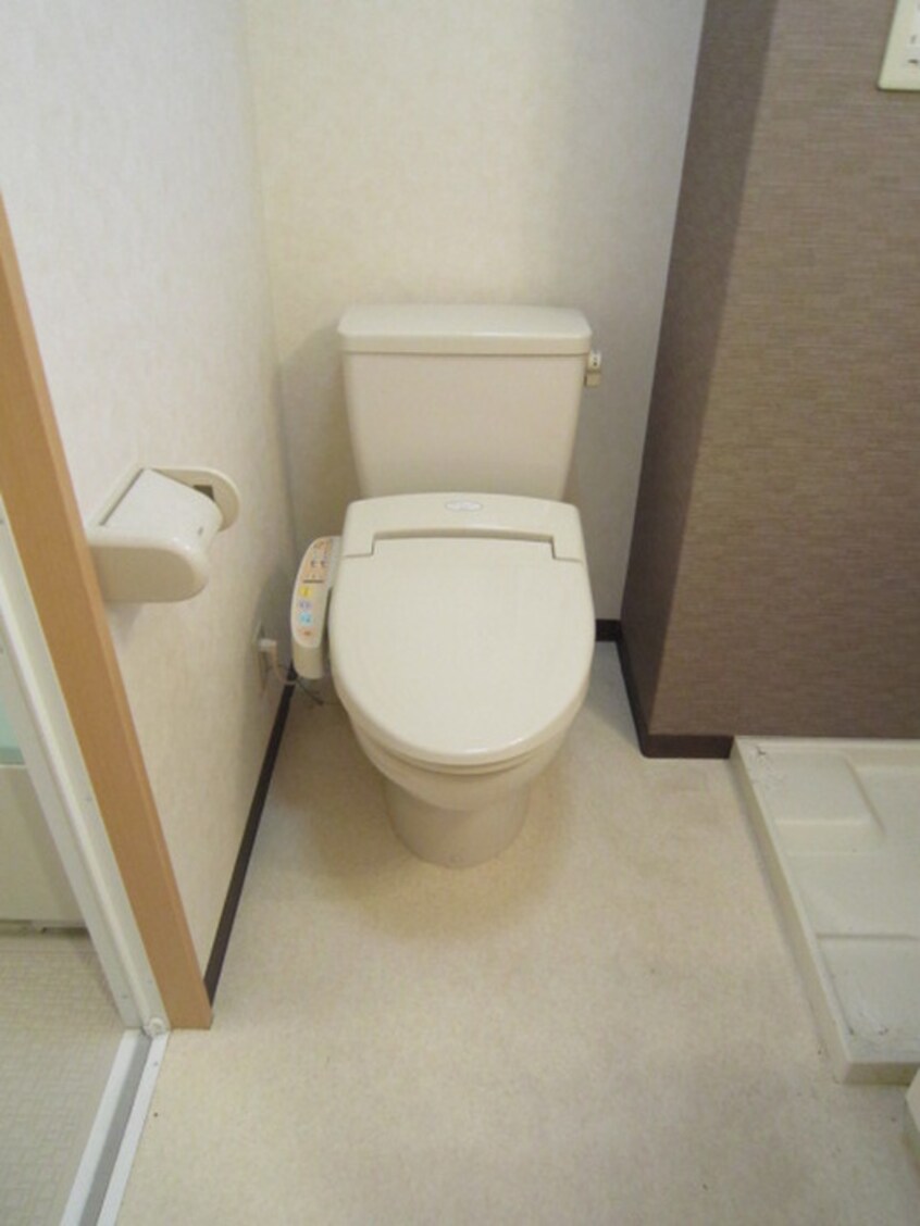 トイレ Celeb布施東