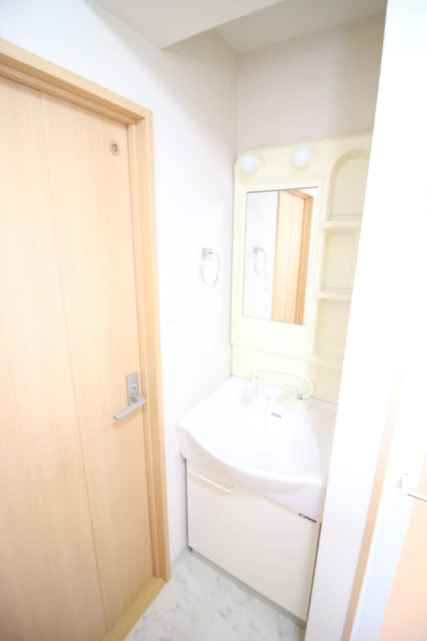 洗面 Celeb布施東