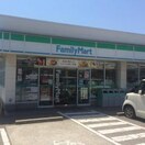 ファミリーマート 土山駅前店(コンビニ)まで350m 浅原マンション