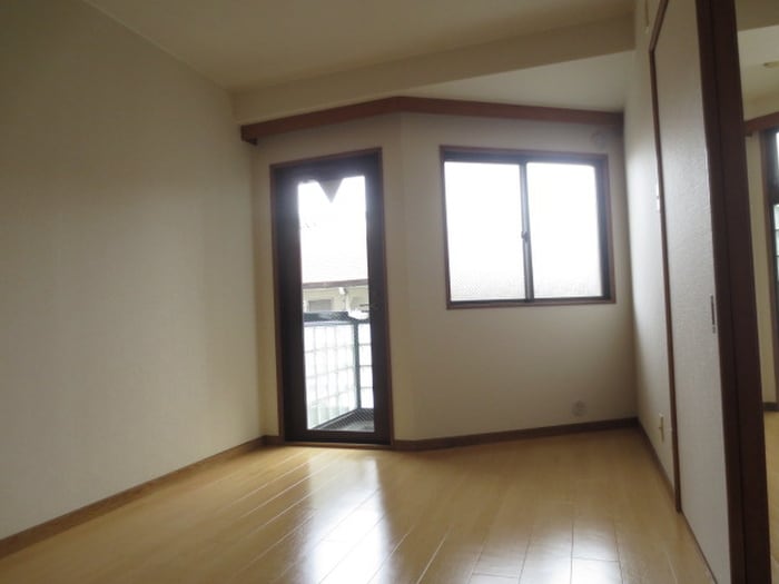 居室 ラ・ミ－ユ甲東園