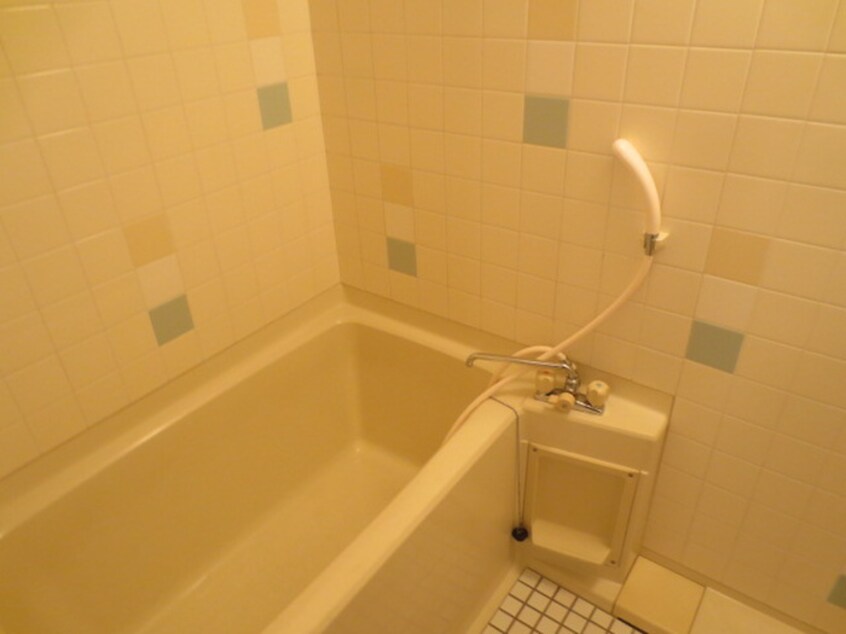 バス／シャワールーム等 ラ・ミ－ユ甲東園