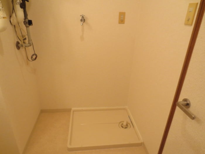 洗濯機置場 ラ・ミ－ユ甲東園