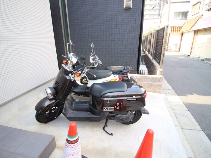 バイク置き場 Ｙ＆Ｍアルタイル花園本町