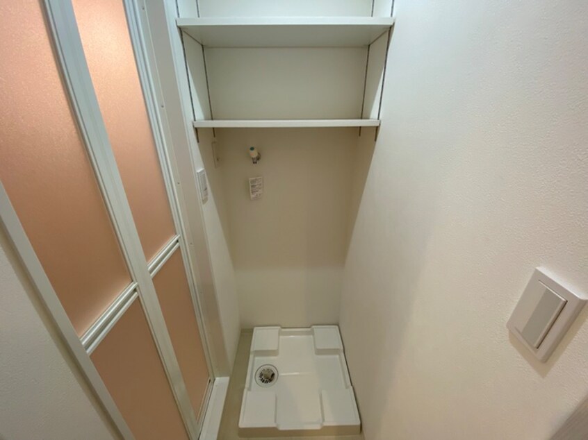 洗濯機置場 ロイヤルフィオーレあびこ