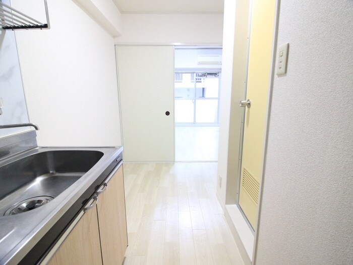 居室 ＫＡＭＩＴＡＮＩ緑地公園１１