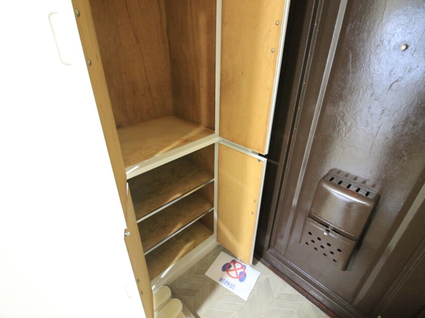 靴箱 ＫＡＭＩＴＡＮＩ緑地公園１１