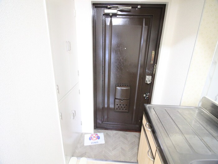 玄関 ＫＡＭＩＴＡＮＩ緑地公園１１