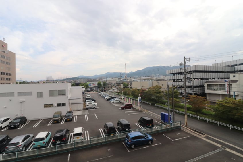 室内からの展望 ﾐﾗｰｼﾞｭにおの浜