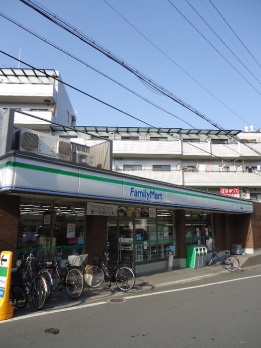 ファミリーマート　萱島駅前店(コンビニ)まで410m Dias宮野町