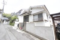 高取山町２丁目貸家