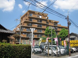 ﾗｲｵﾝｽﾞﾏﾝｼｮﾝ鳳弐番館（104）