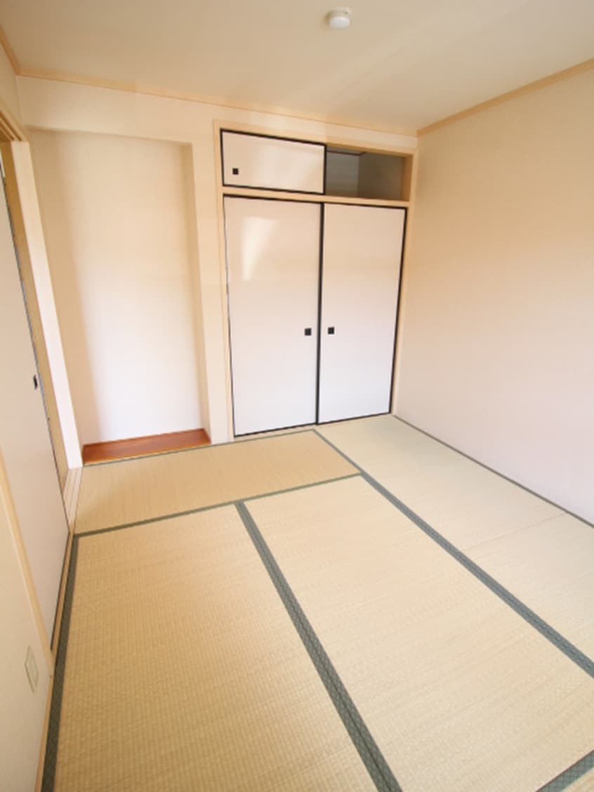 収納 エーデル雲雀丘二番館