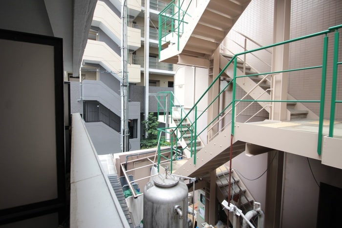 室内からの展望 エスタ茨木