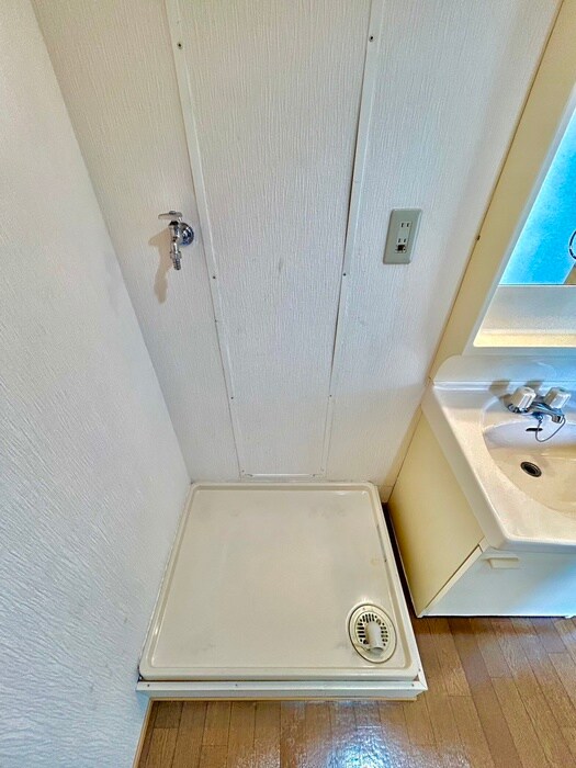 洗濯機置場 レトアセブン