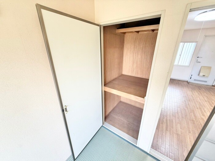 収納 ハイツタイガ－