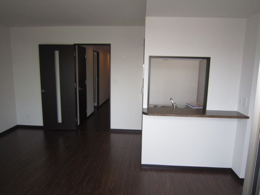 内観写真 エレメンタリ－プレイス