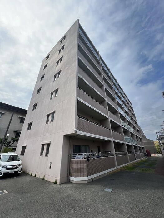 外観写真 エレメンタリ－プレイス