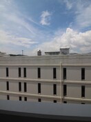 室内からの展望 ＧＲＯＯＶＥ川西多田