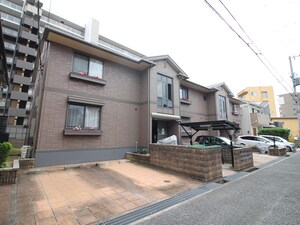 ファミーユ平田