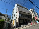 ヒカルビルの外観
