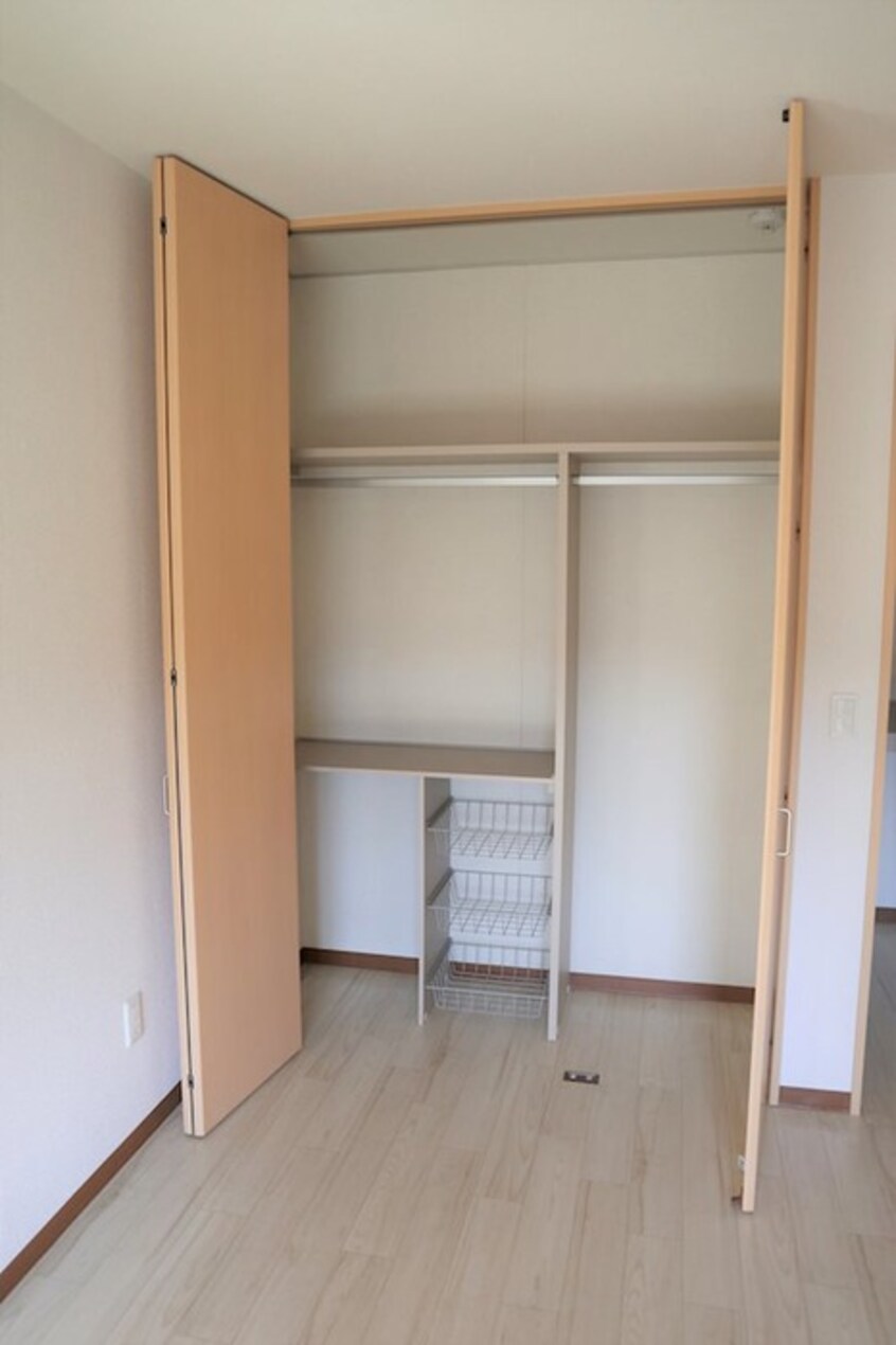 収納 レジデンス八楽