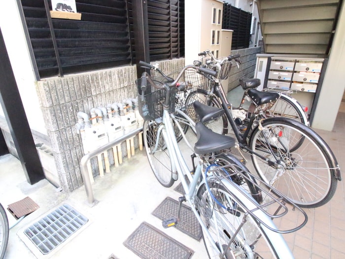 駐輪場 メゾンメテオ－ル