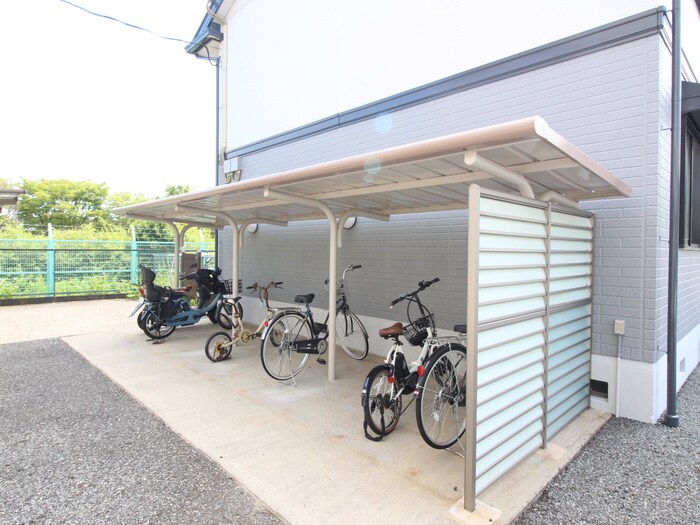 駐輪場 セジュール大谷