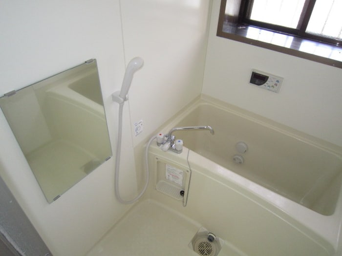 バス／シャワールーム等 イワオハイツ６番館