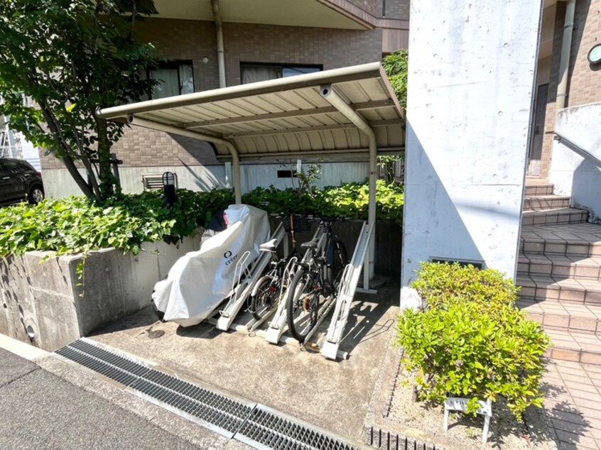 駐輪場 オクト－夙川