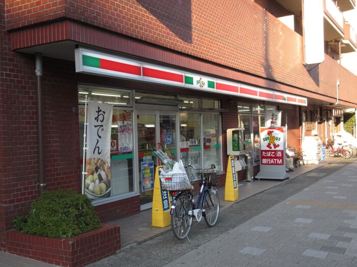 サンクス(コンビニ)まで140m カ－サ六甲友田町