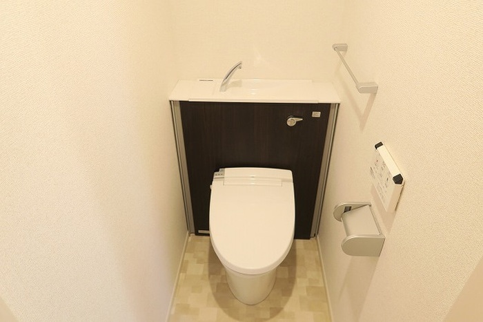 トイレ セレノ　アロッジオ江坂西