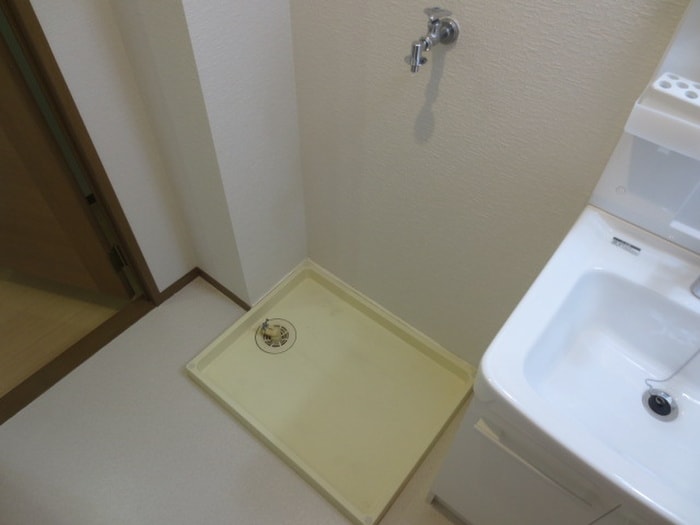 洗濯機置場 ルミエ－ル甲東園