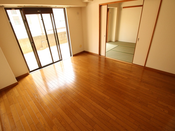 内観写真 HACHIBUSE御影