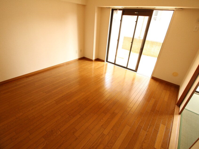 居室 HACHIBUSE御影