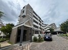 アルビス五月ヶ丘１２８号棟の外観