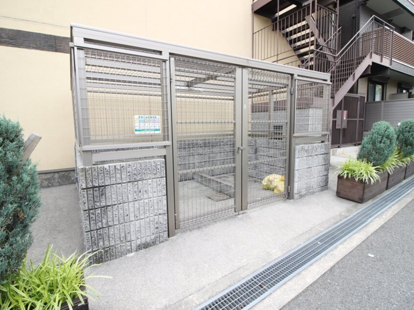 建物設備 ベルナーコーチ