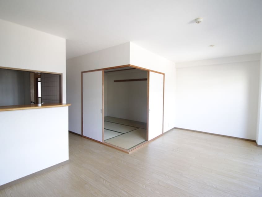 居室 エクシアパーム弐番館