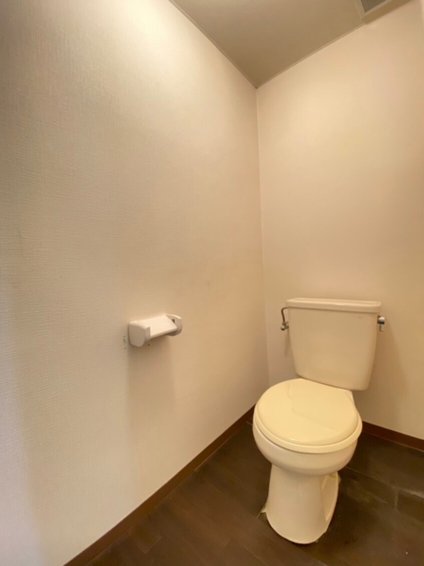 トイレ ラ・ミレ－ネ