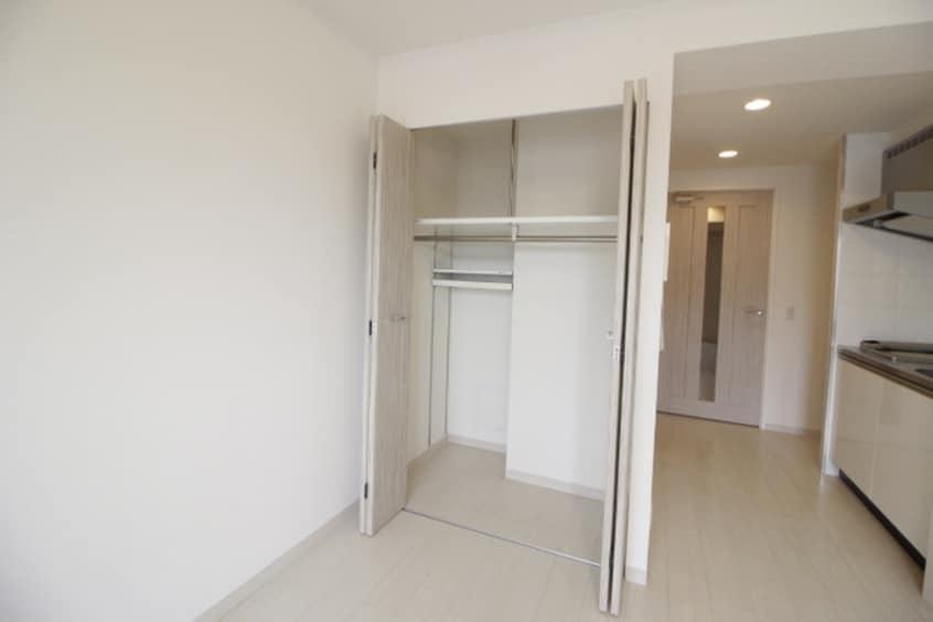 収納 ラ・ウェゾン板宿