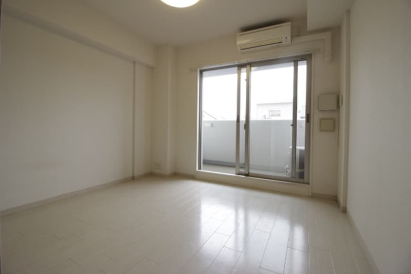 内観写真 ラ・ウェゾン板宿