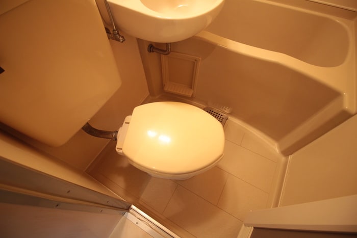 トイレ ロイヤルハイツまつい２