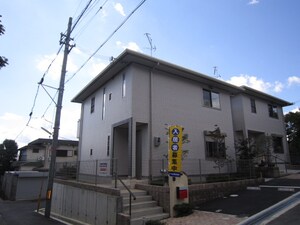 箕面タウンハウスＢ