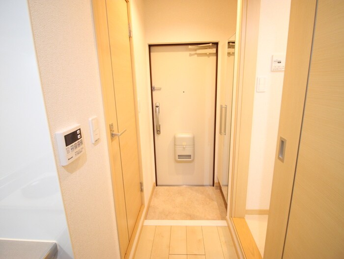 玄関 ヴォナールコート