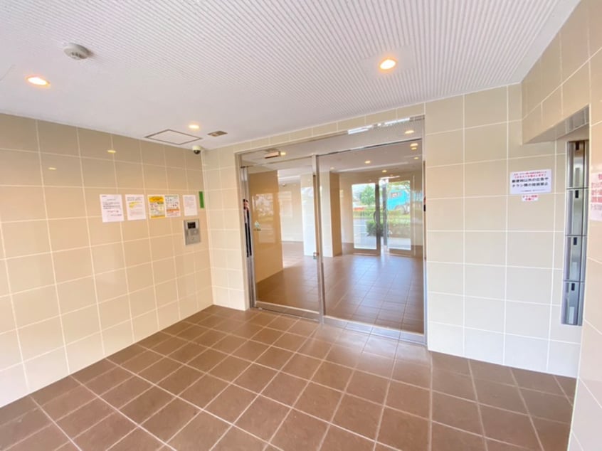 エントランス部分 グランレブリー太秦天神川