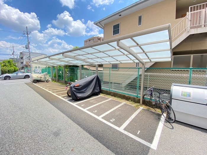 駐輪場 グランレブリー太秦天神川