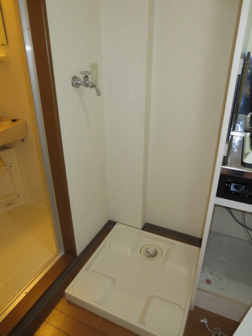 洗濯機置場 ビアンヌール芥川