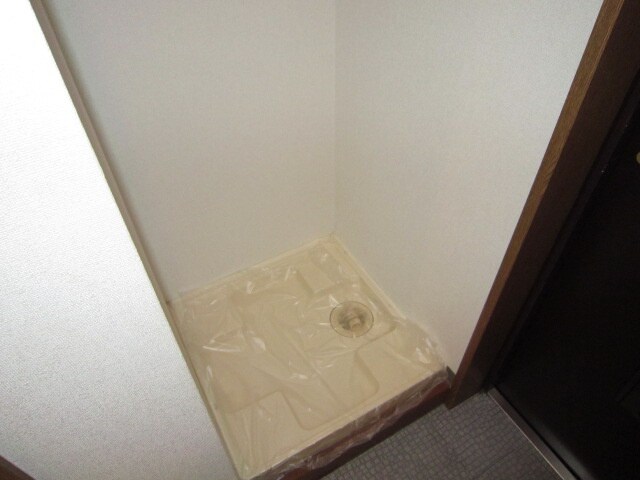 洗濯機置場 ロジュマン六甲