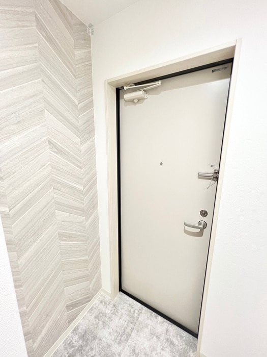 玄関 ピレーネ諸福