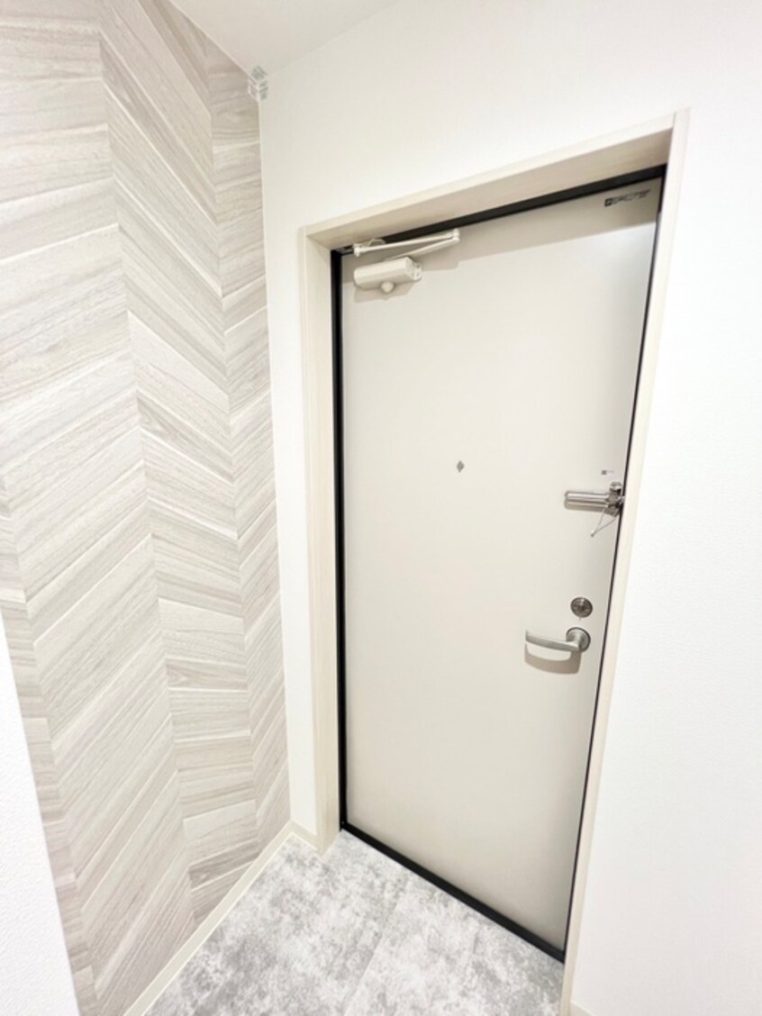 玄関 ピレーネ諸福