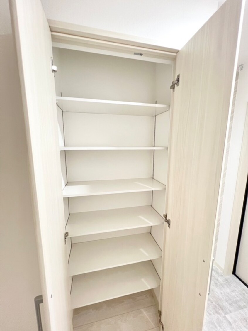 靴箱 ピレーネ諸福